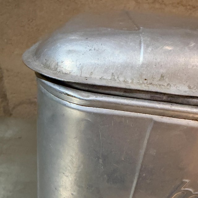 Vintage Magikan Aluminum Step-Pedal Trash Can From the Mid-Century Modern For Sale - Image 4 of 14