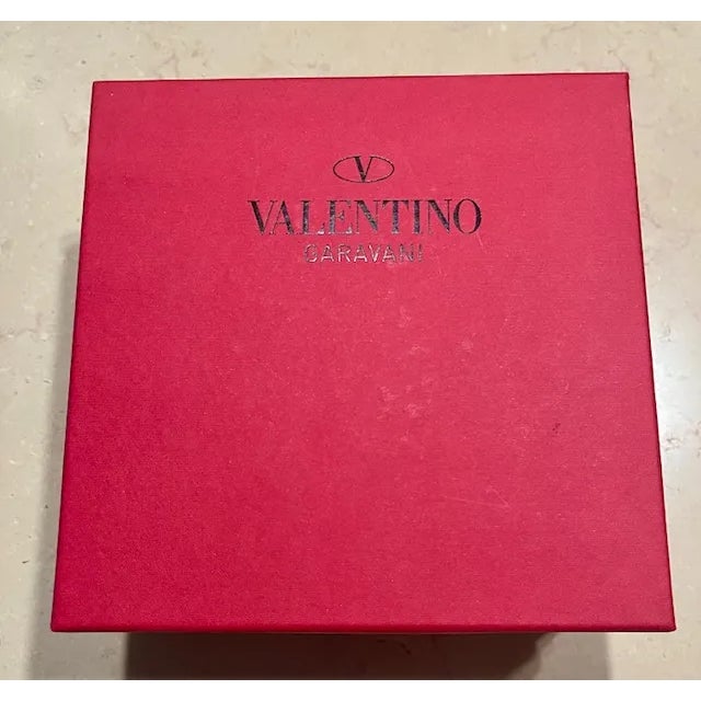 Valentino Rockstud Calfskin Belt, Original Out of Production, Gold-Tone Studs & Buckle, Made in Italy, Brand New in Box For Sale - Image 11 of 12