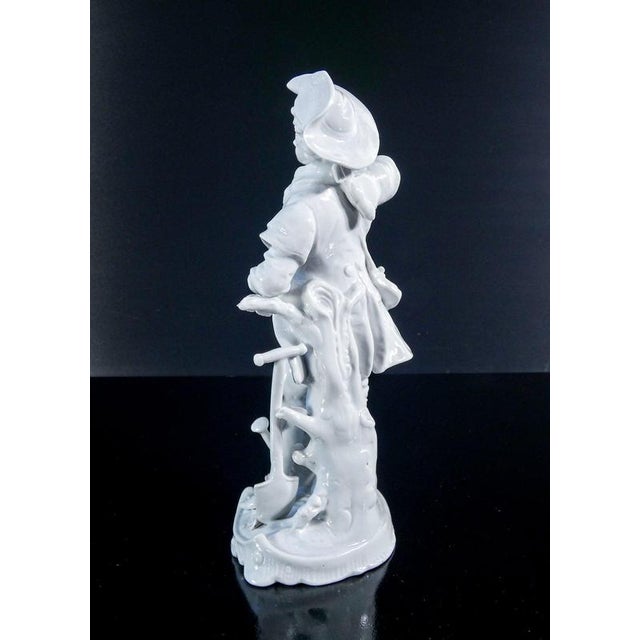 Porcelain Gardener and Flower Girl Sculptures from Capodimonte, Set of 2 For Sale - Image 17 of 18