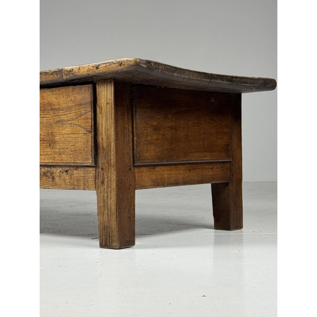 18th Century Spanish Coffee Table For Sale - Image 4 of 18