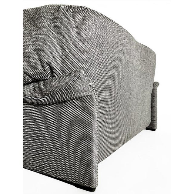 Vintage Sofa by Vico Magistretti for Cassina, 1980s For Sale - Image 12 of 18