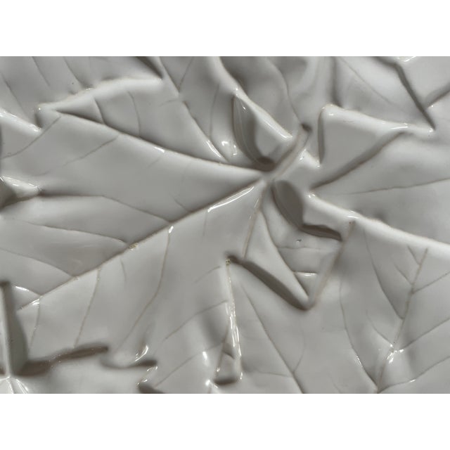 2000 - 2009 Bordallo Pinheiro Majolica White Platter For Sale - Image 5 of 9