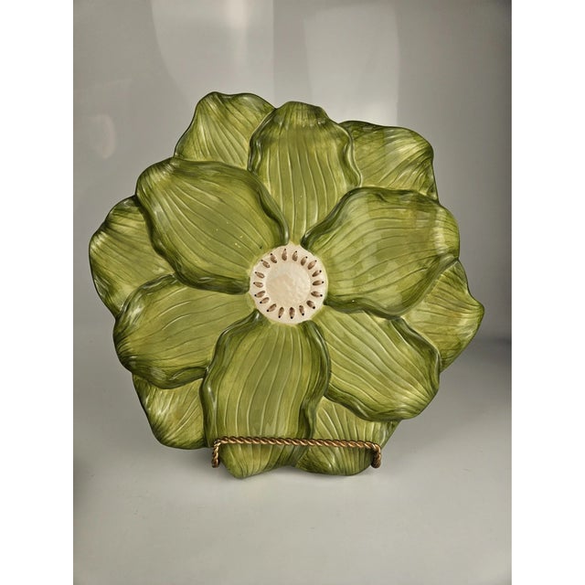 Vintage Mid-Century Modern Ambiance Daffodils Sculptural Green Charger Plates- Set 4 For Sale - Image 4 of 4