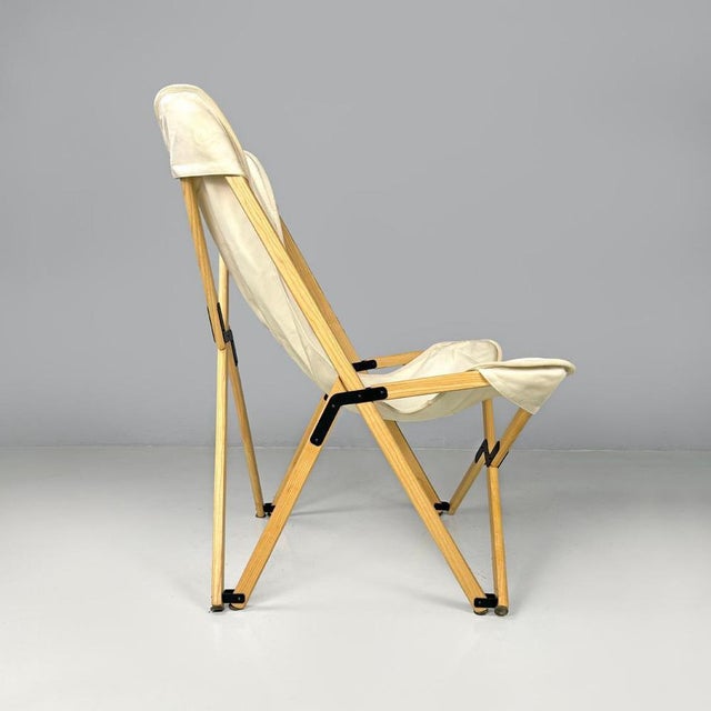 Antonio Citterio Modern Italian White Fabric Wood Folding Deckchair Tripolina attributed to Citterio, 1970s For Sale - Image 4 of 18