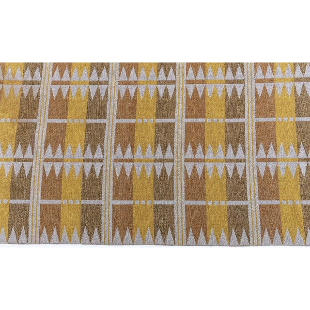 Doris Leslie Blau Vintage Scandinavian Geometric Flatweave Wool Rug In Warm Tan For Sale In New York - Image 6 of 8