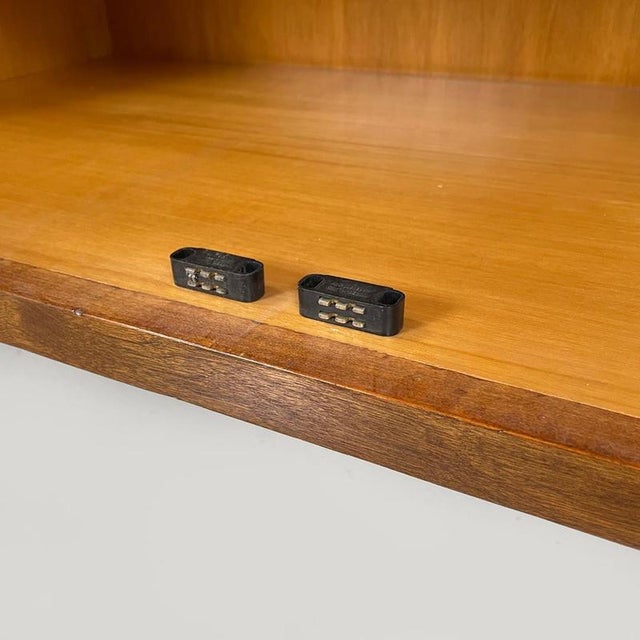 Italian Art Deco Wooden Dresser with Drawers and Transparent Glass Handles, 1940s For Sale - Image 17 of 18