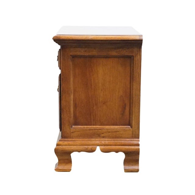 Thomasville Furniture Fisher Park Collection 29" Cabinet Nightstand 21611-820 For Sale - Image 11 of 16