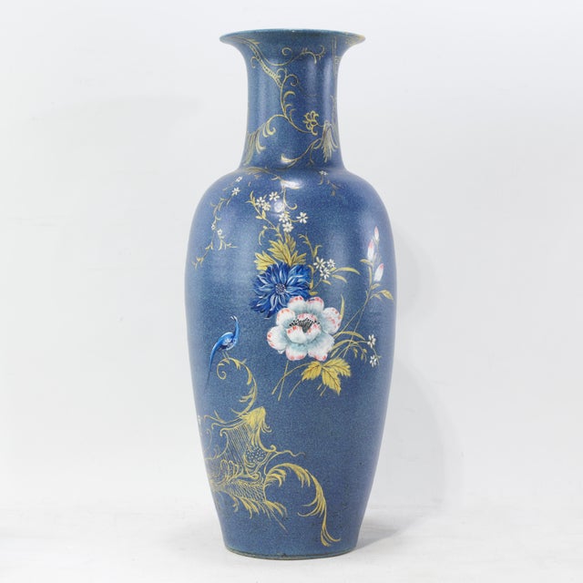 Vintage Hand-Painted Chinoiserie Vase With Blue Polychrome Flowers and Gilt Bird For Sale - Image 14 of 14