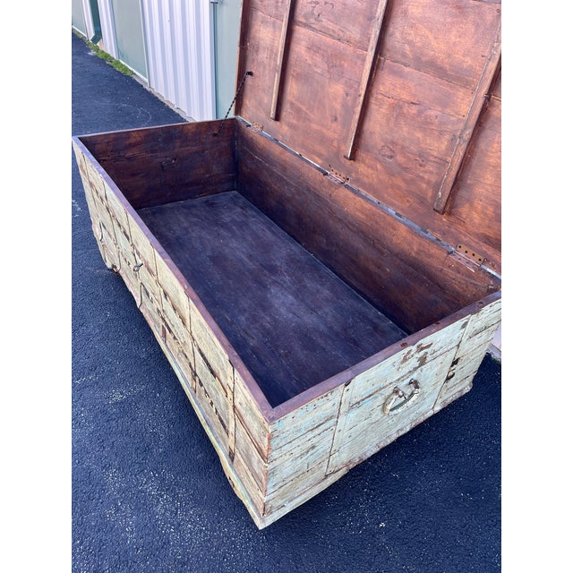 Robin's Egg Blue Large American Primitive Oak Trunk Table- Late 1800s For Sale - Image 8 of 12