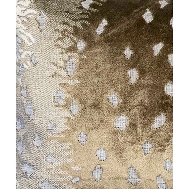 Indulge in unparalleled luxury with this exquisite pillow, meticulously crafted with stunning, high-end fabric sourced...