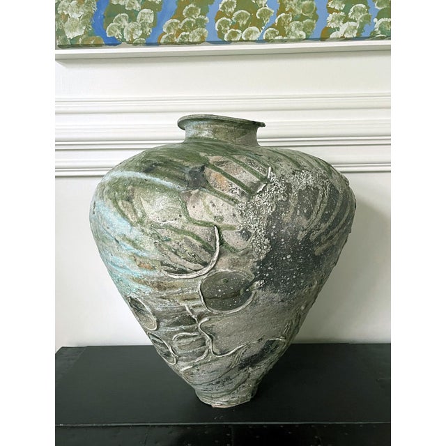 Modern Massive Ceramic Jar Tsubo by Japanese Potter Yui Tsujimura For Sale - Image 3 of 18