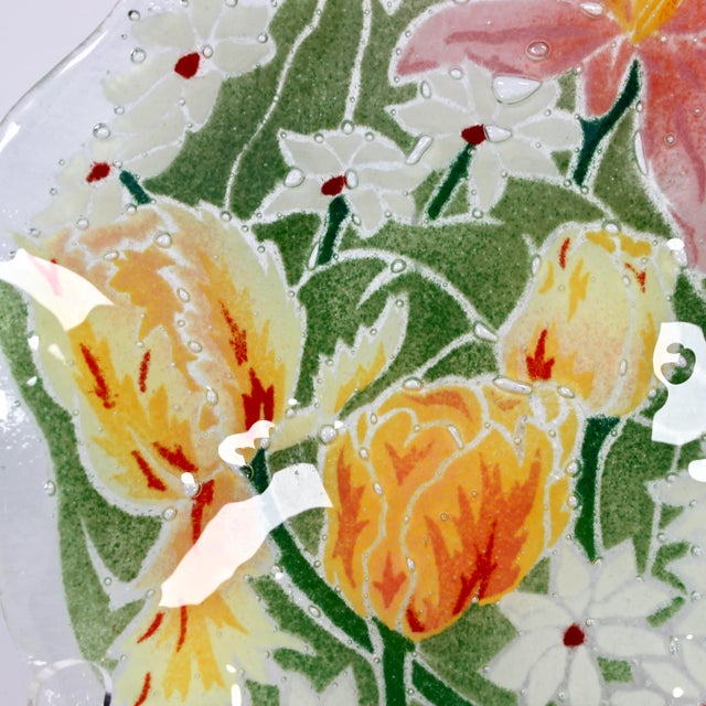 1990s Fused Art Glass Plate With Yellow Tulips and White Daisies by Peggy Karr For Sale - Image 5 of 8