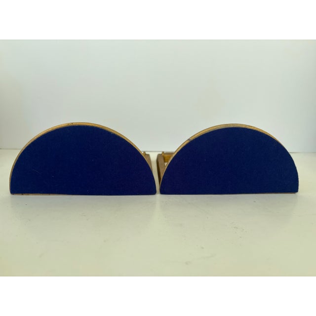 Vintage Cast-Metal Liberty Bell Bookends – Heavy Cast Metal Pair With Blue Felt Base (Mid-20th Century) For Sale In Orlando - Image 6 of 6