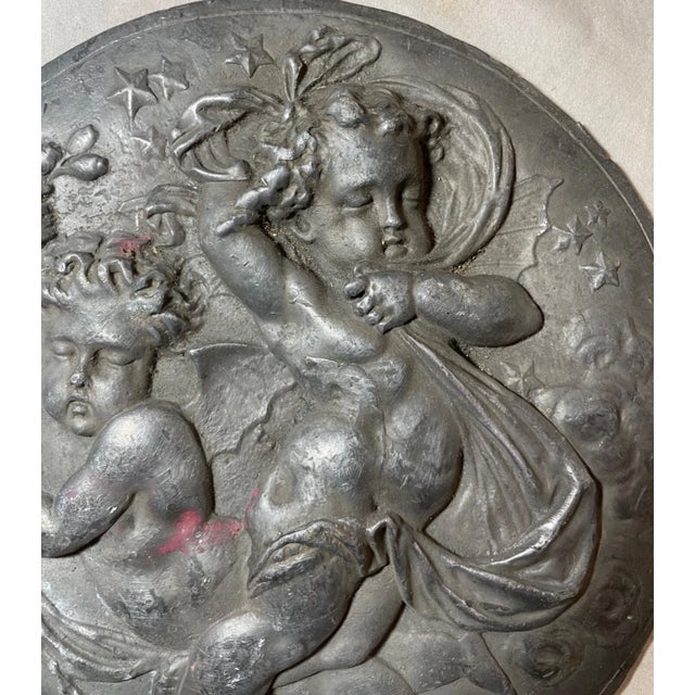 Antique 19th Century Heavy Lead Cherub Putty Figural Circular Relief Plaque Art For Sale In New York - Image 6 of 8