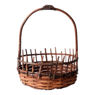 Vintage Rustic Wicker Basket For Sale