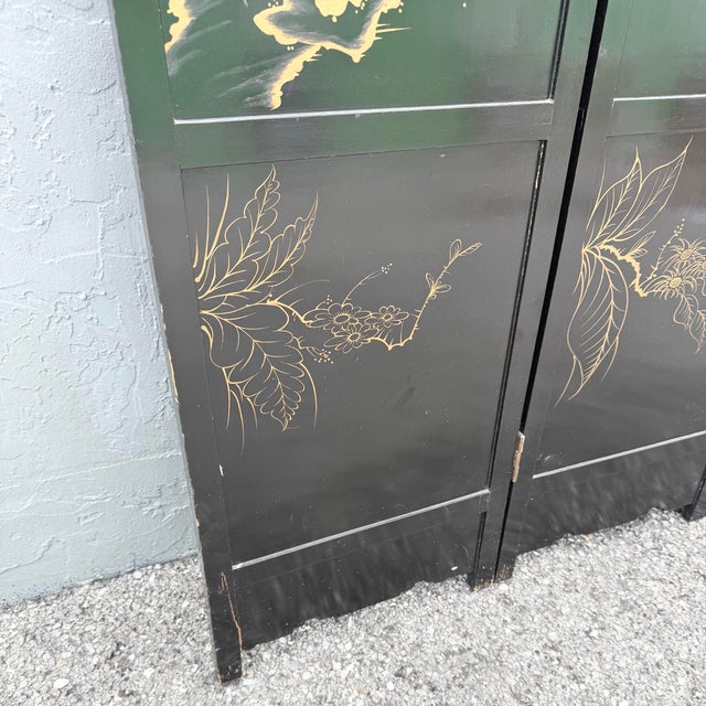 Chinese Hand Painted and Mother of Pearl Room Divider/Screen - 4 Panels For Sale - Image 10 of 12