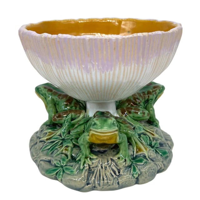Minton Minton Majolica Mushroom Tazza With Three-Frog Base, English, Dated 1868 For Sale - Image 4 of 13