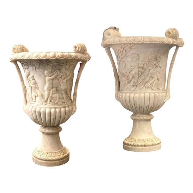 Grand Tour Carrara White Marble Vase, 1960s For Sale