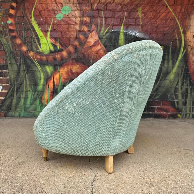 Mid-Century Clam Shell Slipper Chair For Sale In Cleveland - Image 6 of 11