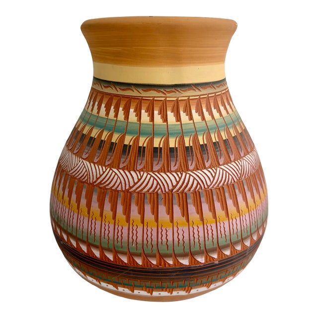 Signed Navajo Pottery Vase by Ernie Watchman – Hand-Coiled Geometric Design For Sale