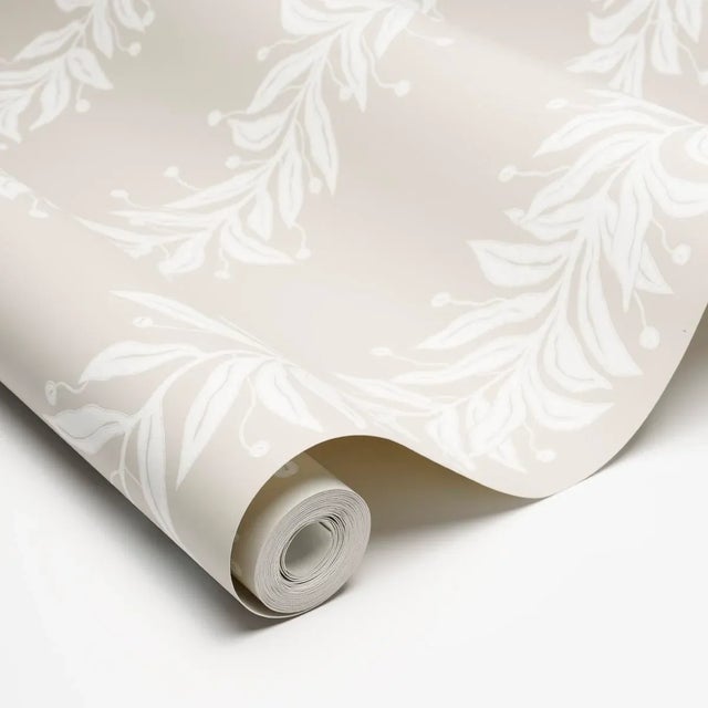 Schumacher Schumacher x Marian Mcevoy Tendril Stripe Wallpaper In Natural For Sale - Image 4 of 5