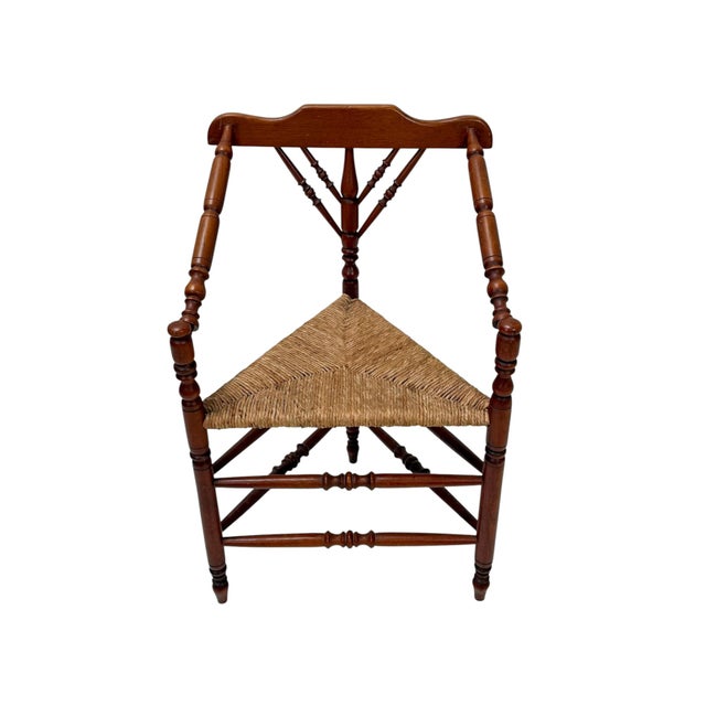 Antique French Provincial Triangular Corner Chair in Beech Frame, 1900s For Sale - Image 10 of 11