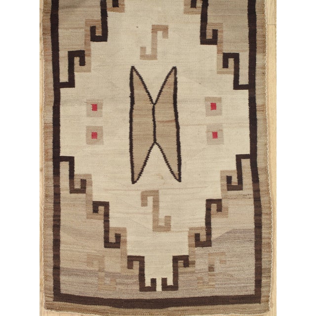 Antique Navajo Rug Circa 1910 Southwestern Handwoven Navajo Blanket 3'3" x 6'10" For Sale - Image 15 of 17