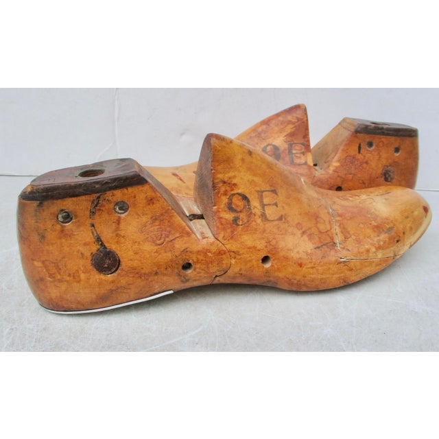Figurative Vintage Wooden Shoe Stays, U S Navy 1938 - A Pair of 2 For Sale - Image 3 of 9