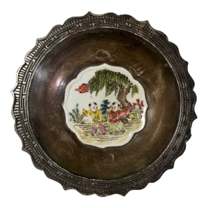 Antique Chinese Familie Rose Bowl With Metalic Color Glaze Qianlong Mark