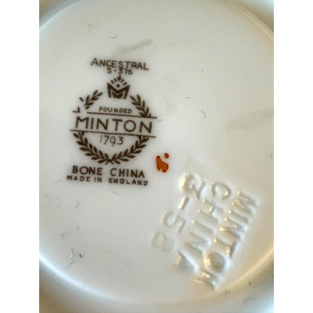 146-Piece Vintage Minton England "Ancestral" Fine Bone China Dinner Service for 18 – Estate Collection Circa 1965-1985 With Serving Pieces For Sale - Image 16 of 18