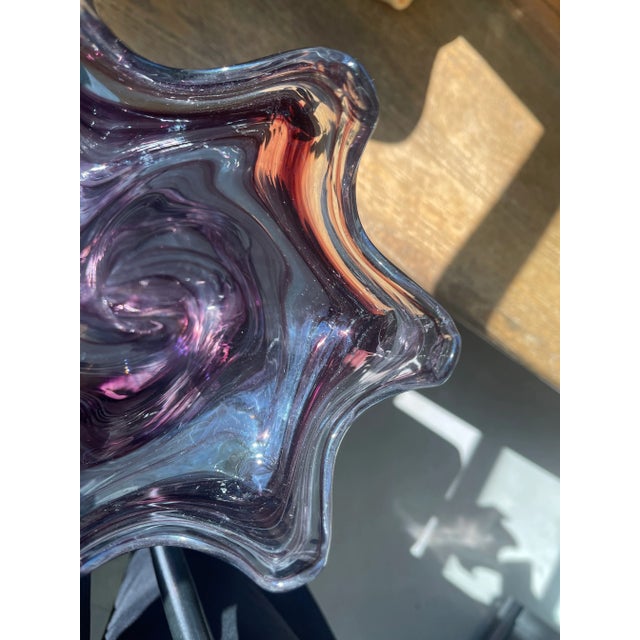 Mid 20th Century Modern Sooner Glass Vase Purple Swirl Pulled Glass For Sale - Image 6 of 8