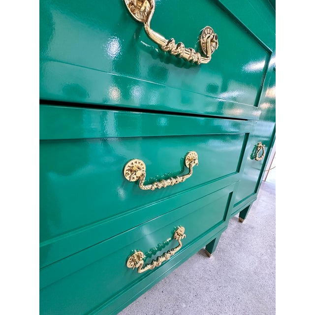 2020s River Oaks Breakfront Cabinet For Sale - Image 5 of 10