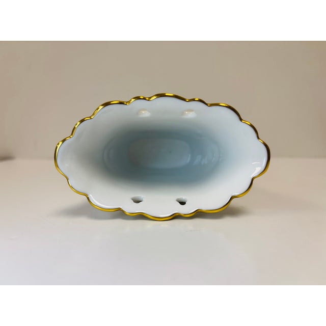 Alabaster 1990s Herend Chinese Bouquet Multicolor 4" Oval Footed Urn For Sale - Image 8 of 10