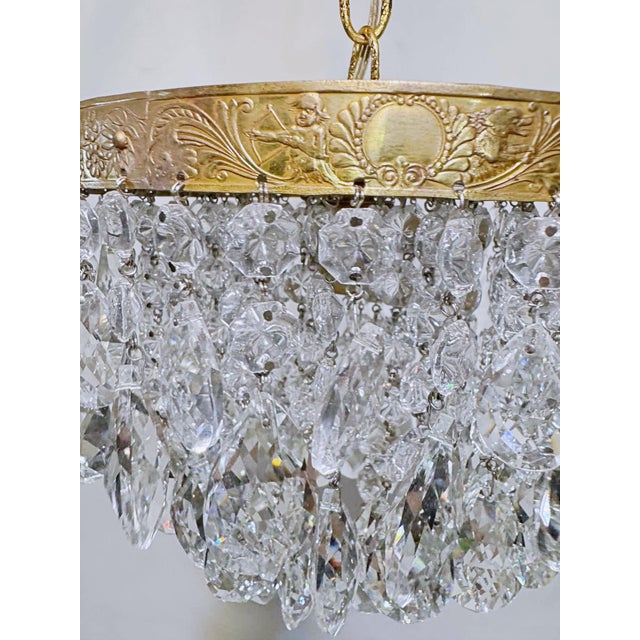 1950s Vintage Crystal Teardrop Chandelier With Embossed Cherub Brass Crown For Sale - Image 5 of 11