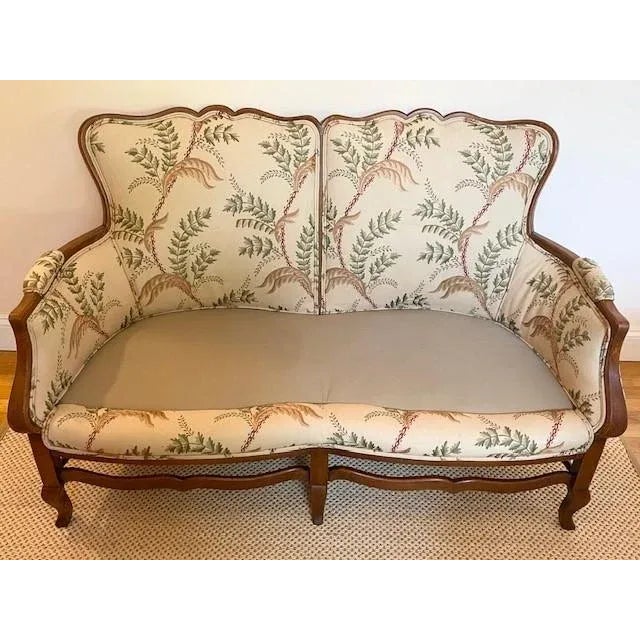1920s Antique French Provincial Style Botanical Settee With Custom Jane Shelton Embroidered Upholstery For Sale - Image 5 of 12