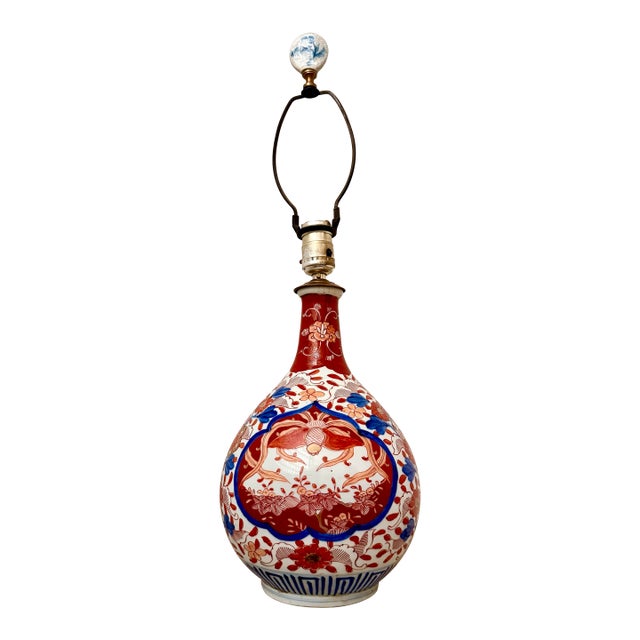 Meiji Period Antique Japanese Imari Porcelain Chinoiserie Vase Table Lamp in Red, Blue & White For Sale