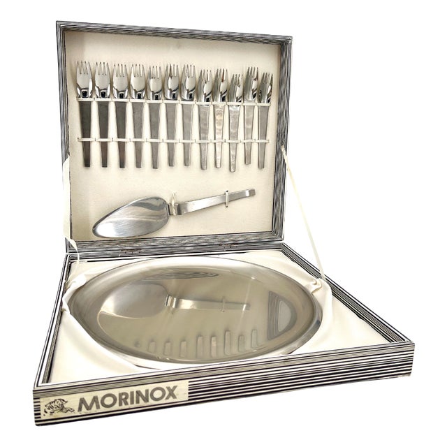 Minimalist Dessert Forks, Plate and Dessert Scoop by Carl Auböck for Morinox, 1950s, Set of 14 For Sale