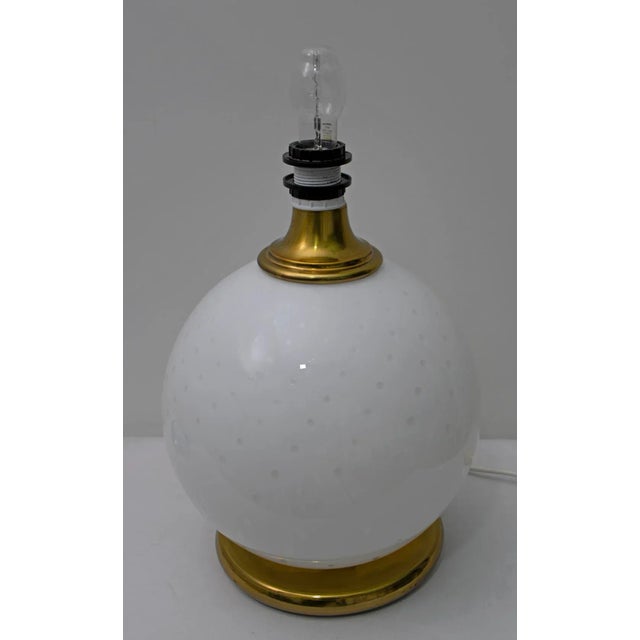 Mid-Century Brass and Murano Glass Table Lamp, 1970s For Sale - Image 6 of 8