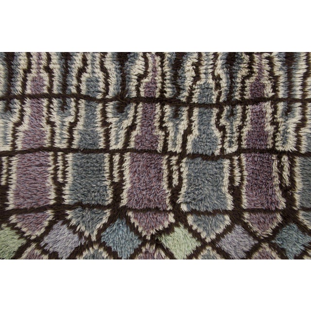 Rug & Kilim Vintage Swedish Rya Wool Rug in Diamond Design by Rug & Kilim, 1950-1959 For Sale - Image 4 of 8