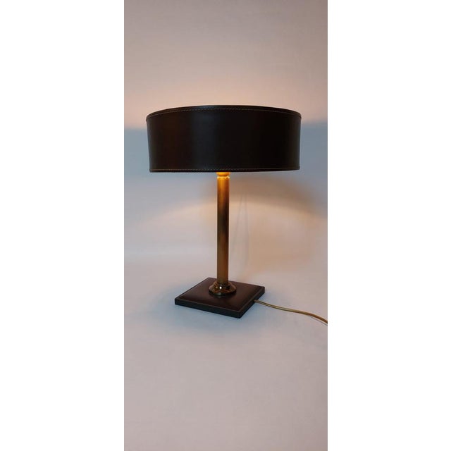 Square Base Table Lamp in Brown Leather attributed to Jacques Adnet for ILG For Sale - Image 17 of 18