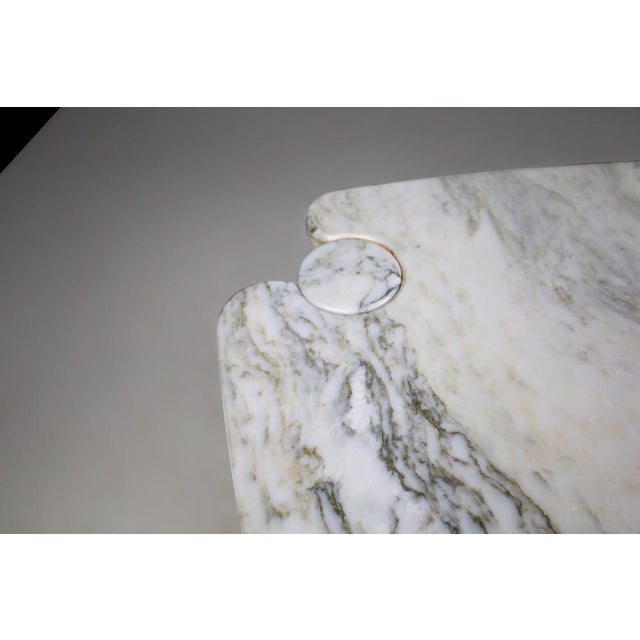 Eros Triangle Center Table in White Carrara Marble by Angelo Mangiarotti for Skipper, 1970s For Sale - Image 12 of 18