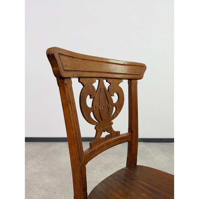 Brown Antique Viennese Secession Bentwood Dining Chair from Thonet, 1890s For Sale - Image 8 of 14