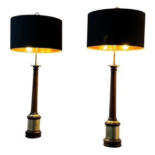 Hollywood Regency Table Lamp in Mahogany and Brass, England, 1970s, Set of 2 For Sale