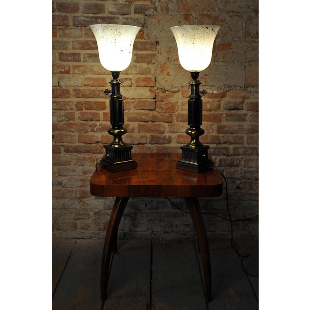 Gold Mid-Century Table Lamps in Brass and Marble Glass, France, 1950s, Set of 2 For Sale - Image 8 of 11