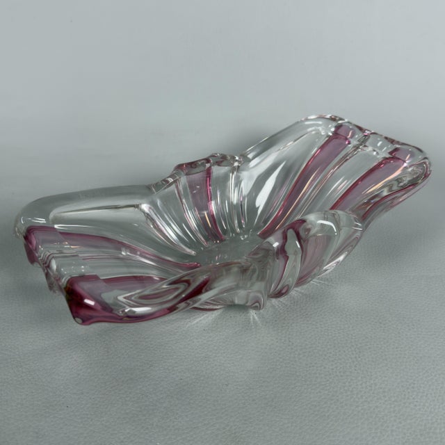 A magnificent and rare masterpiece of Murano glass art, a perfect expression of the vibrant and luxurious design of the...