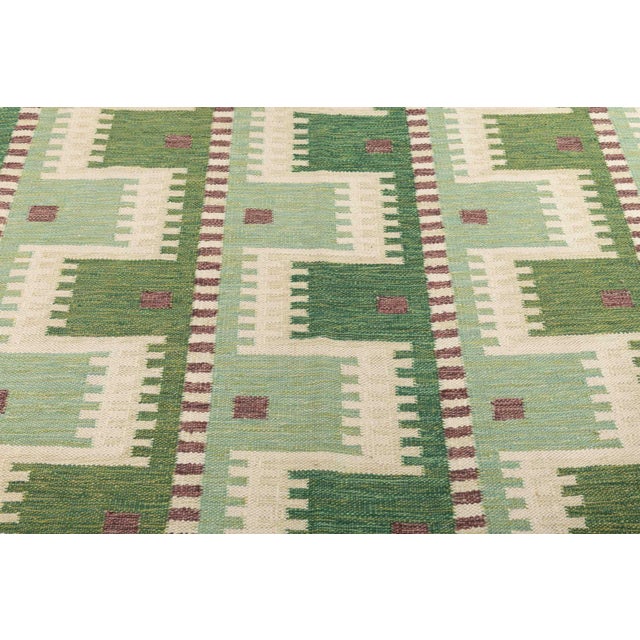 Modern 2020s Scandinavian Minimalistic Geometric Green Rug - 9'2'' X 12'4'' For Sale - Image 3 of 4