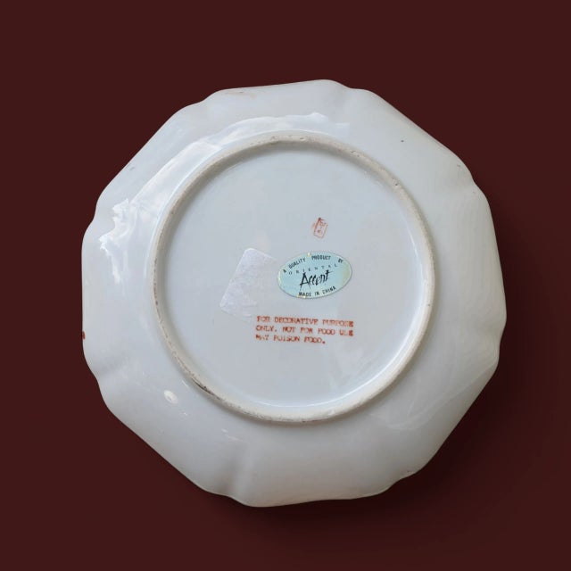 Ceramic Vintage Chinoiserie Botanical Flower Ceramic Porcelain Plates- A Pair For Sale - Image 7 of 10