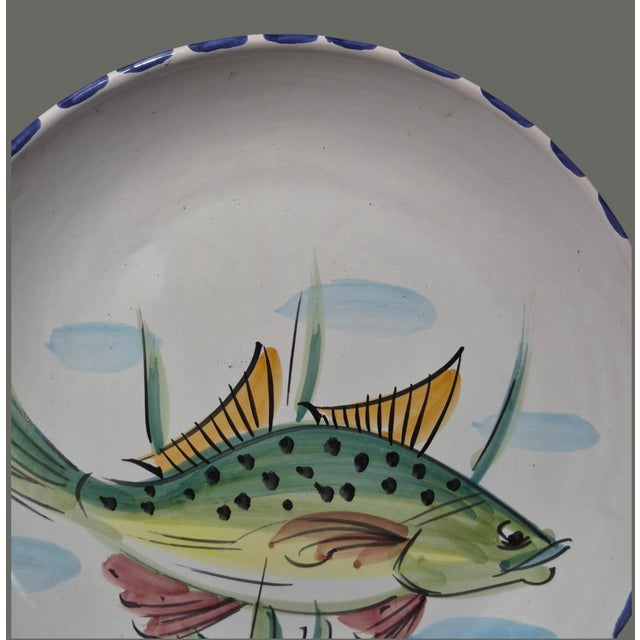 Vintage Coastal Vietri Italy Hand Painted Fish Large Platter 15'' Diameter For Sale - Image 6 of 11