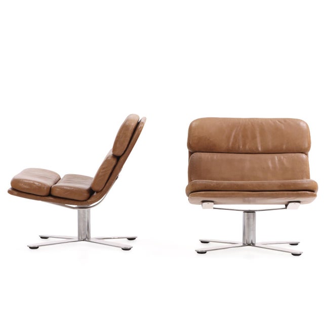 Mid-Century Modern 1960s Pair of Solo Lounge Chairs in Leather and Chrome Attributed to John Follis for Fortress For Sale - Image 3 of 7