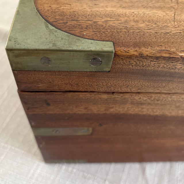 Offered is a beautiful antique Victorian portable writing slope (lap desk), dating from approximately 1860–1890. This...